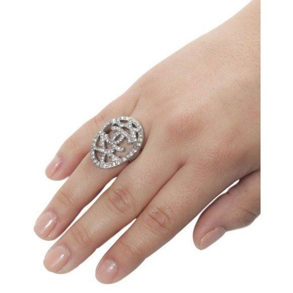 CHANEL Oval Statement Silver Cocktail Crystal Comete Star Pendant 07A Ring Sz6